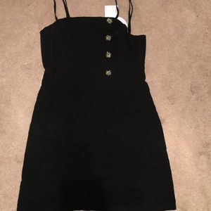 NWT! Black dress. Size M